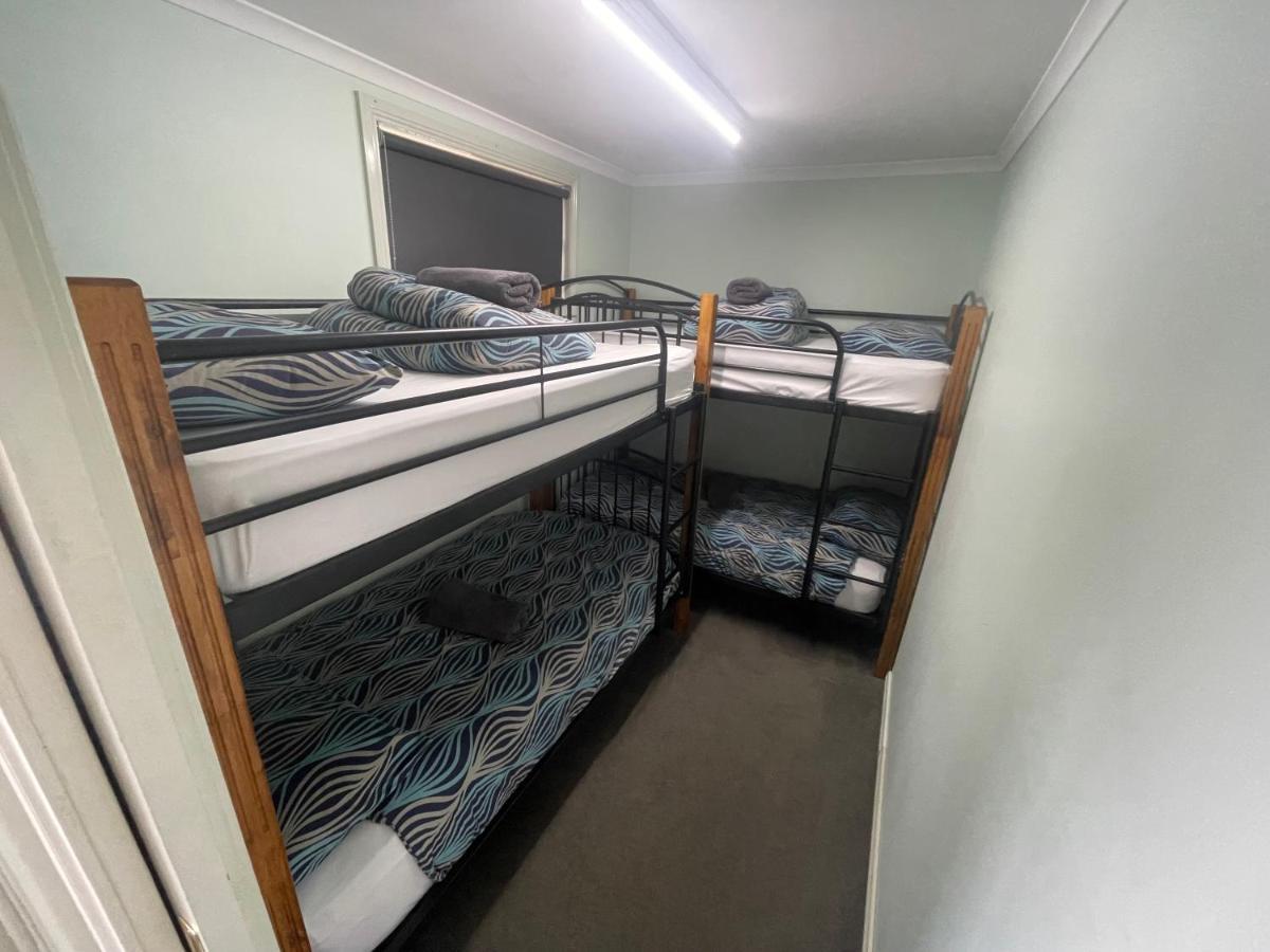 Acacia Caravan Park & Holiday Units 亚拉腊 外观 照片
