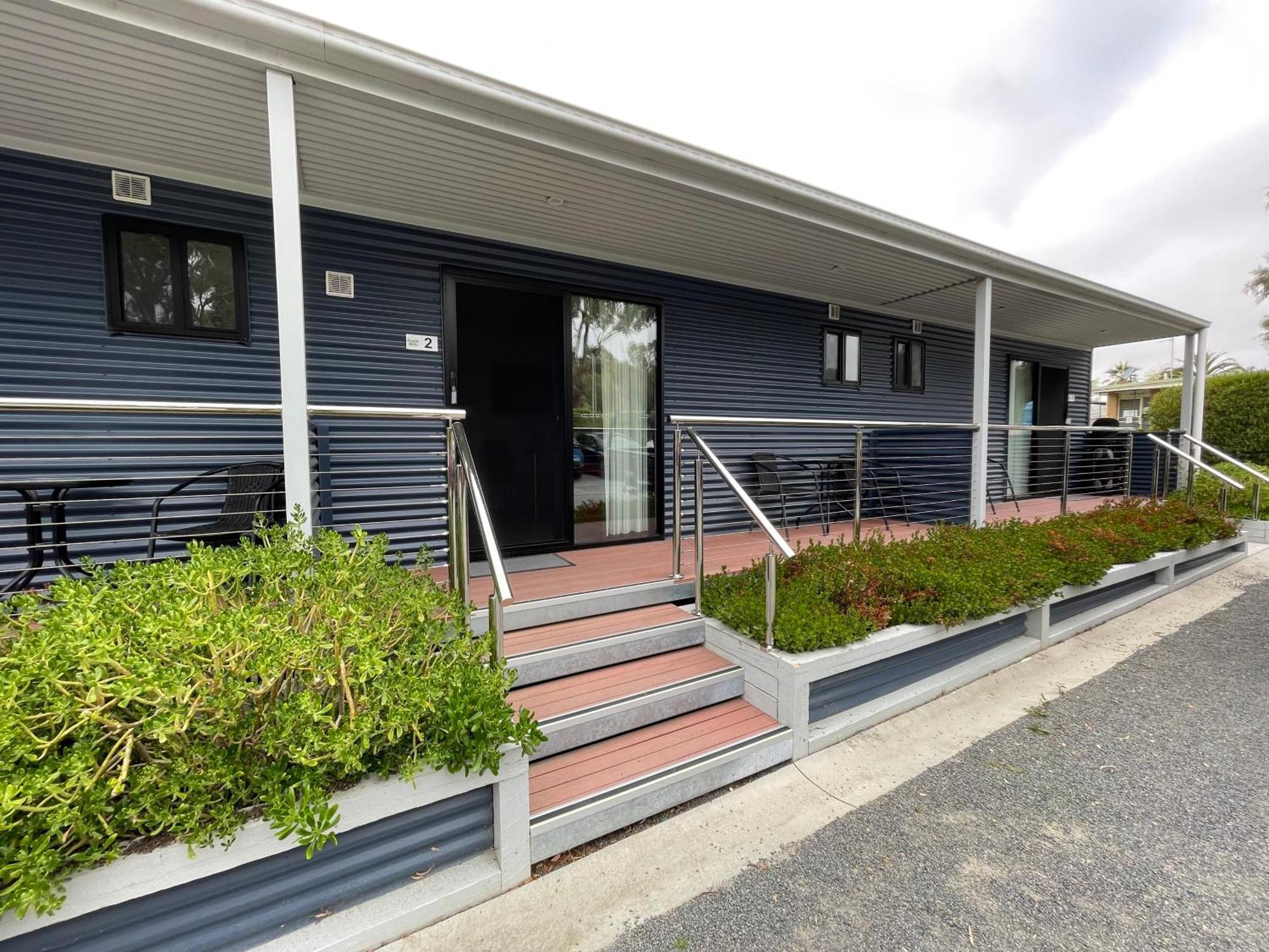 Acacia Caravan Park & Holiday Units 亚拉腊 外观 照片